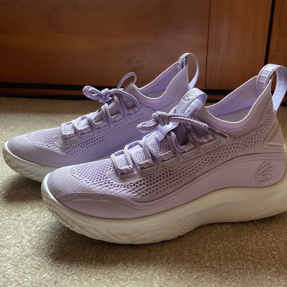 Curry Flow 8 “International Women’s Day” size mens 8/womens 9.5